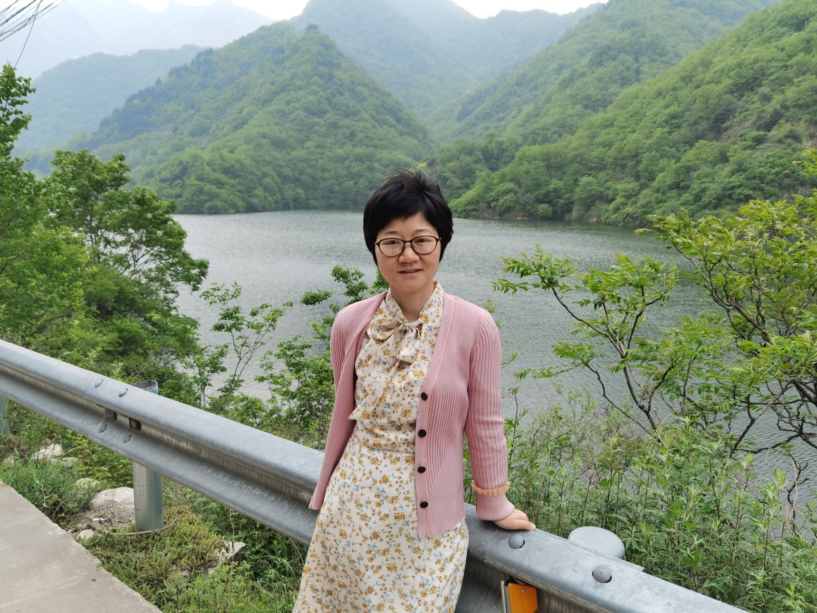 九州线上官网(集团)官方网站创新论坛第一千八百二十八讲：Dynamics analysis of a reaction-diffusion-advection benthic-drift model with logistic growth